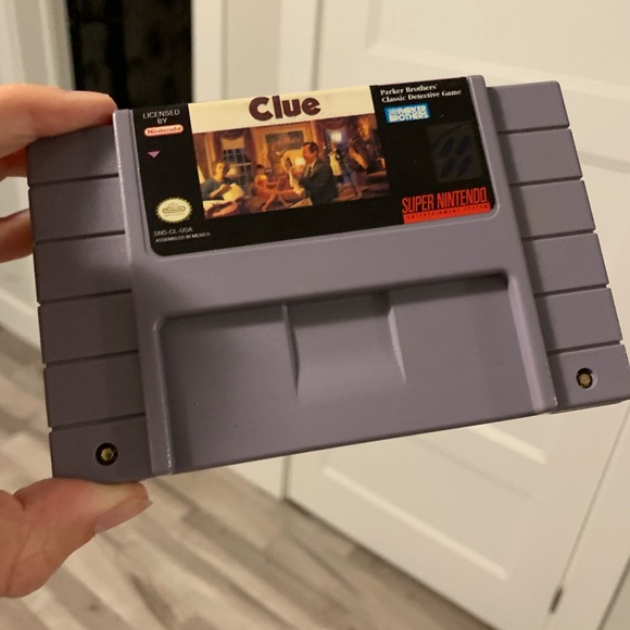 Clue 🕵️♀️ Super Nintendo game - Picture 2 of 3